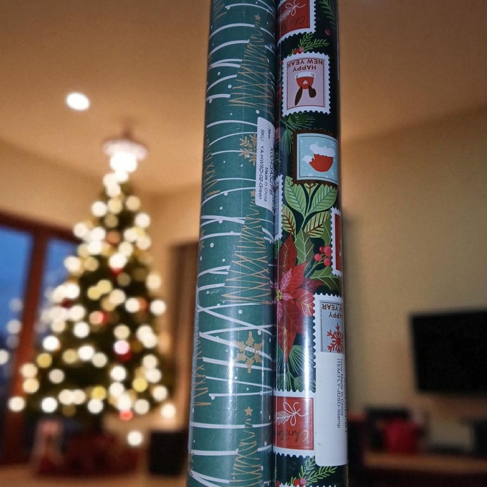 Festive Holiday Wrapping Paper Set - Green and Multicolor